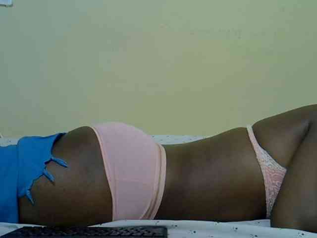 curvy-corazon webcam