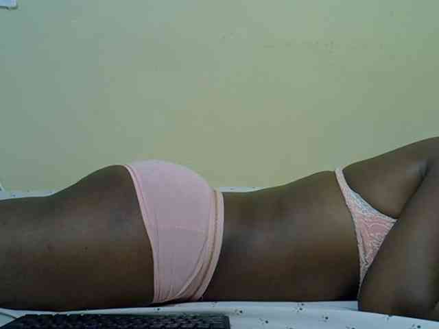 curvy-corazon webcam