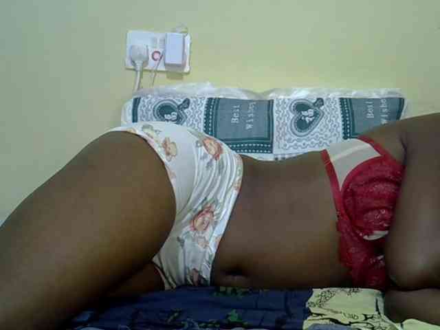 curvy-corazon webcam