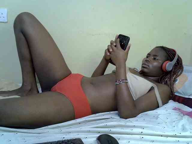 curvy-corazon webcam