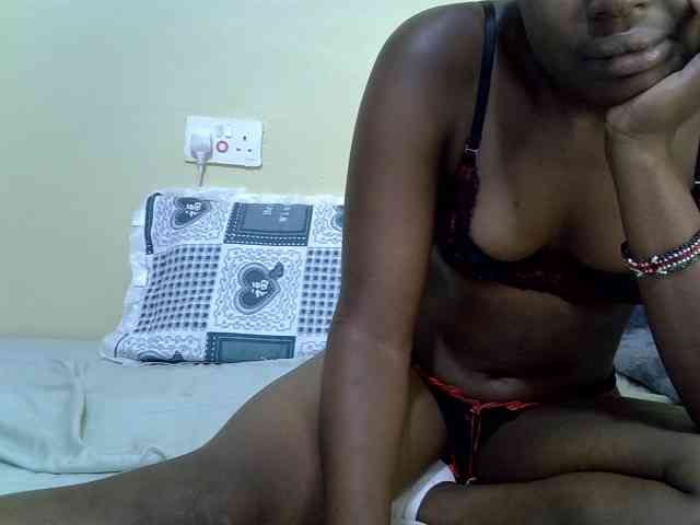 curvy-corazon webcam