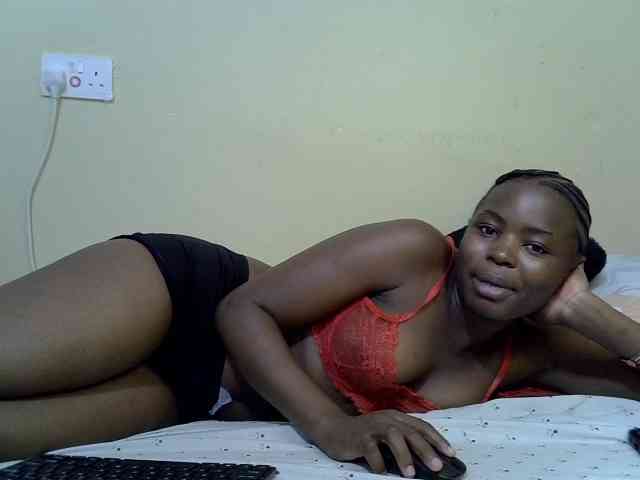 curvy-corazon webcam