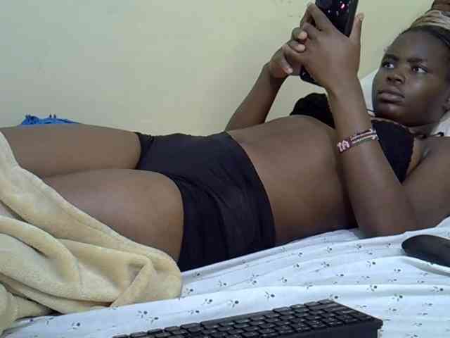 curvy-corazon webcam