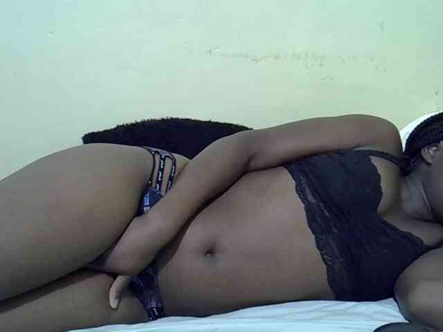 curvy-corazon webcam