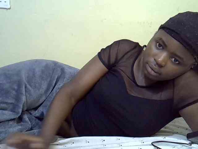curvy-corazon webcam