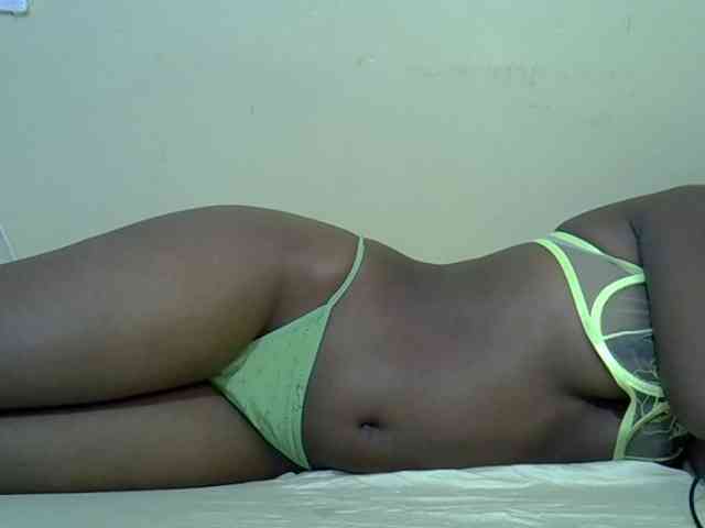 curvy-corazon webcam