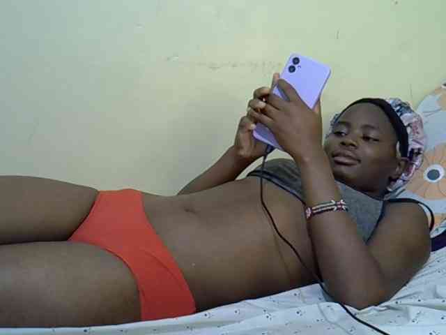curvy-corazon webcam