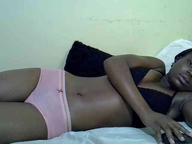 curvy-corazon webcam