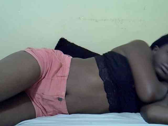curvy-corazon webcam