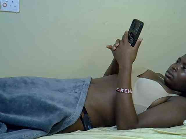 curvy-corazon webcam