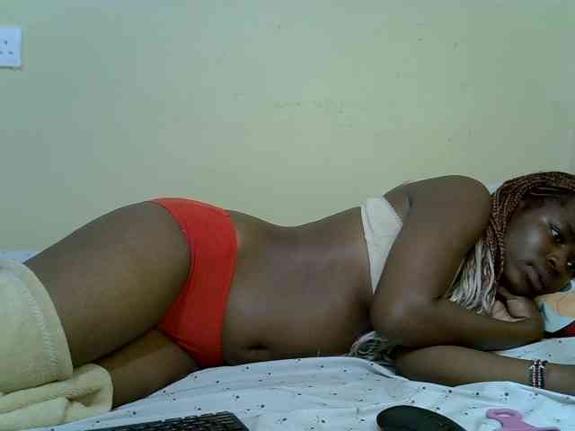 curvy-corazon webcam