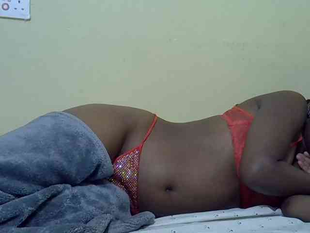 curvy-corazon webcam