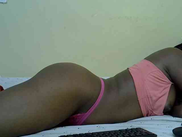 curvy-corazon webcam