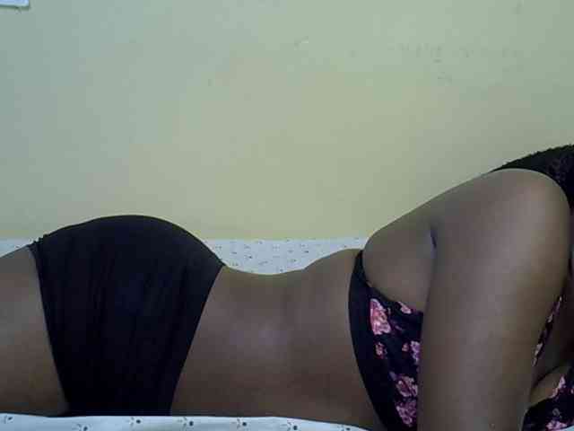 curvy-corazon webcam