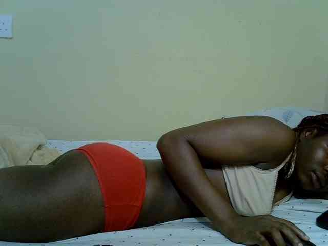 curvy-corazon webcam