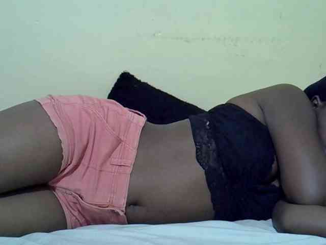 curvy-corazon webcam