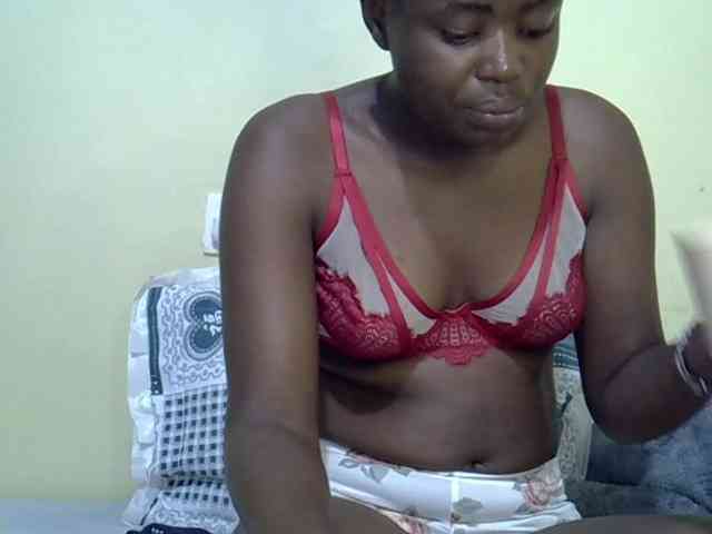 curvy-corazon webcam