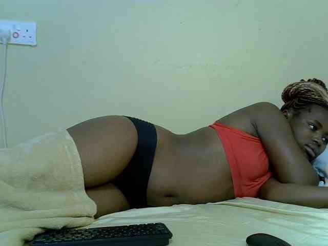 curvy-corazon webcam