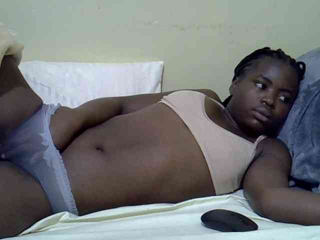 curvy-corazon webcam