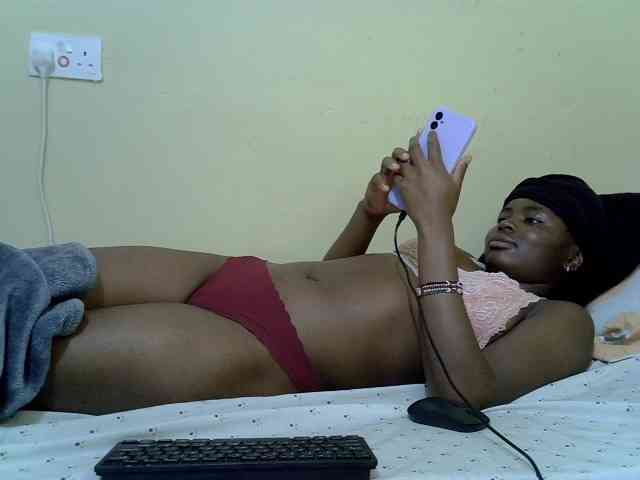 curvy-corazon webcam