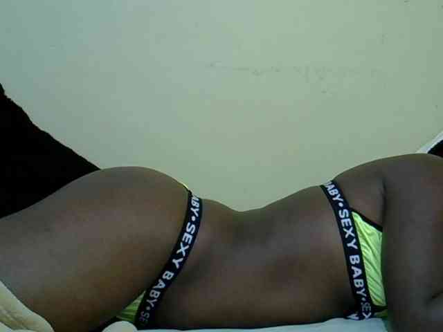 curvy-corazon webcam
