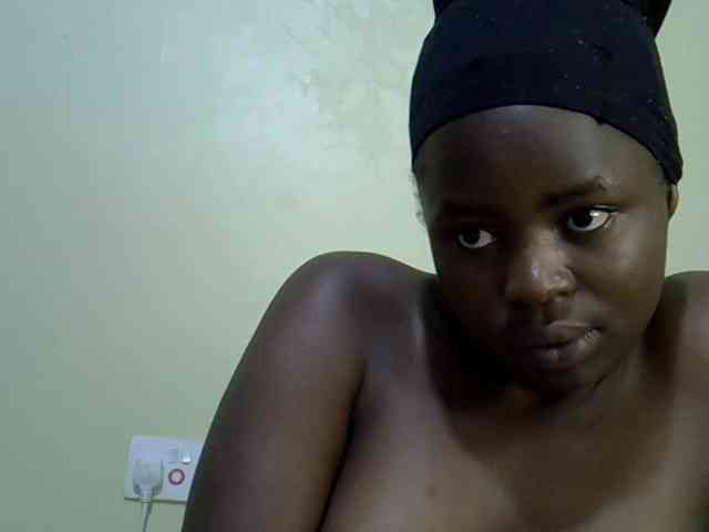 curvy-corazon webcam