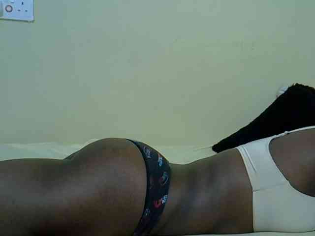 curvy-corazon webcam