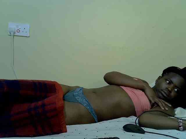 curvy-corazon webcam