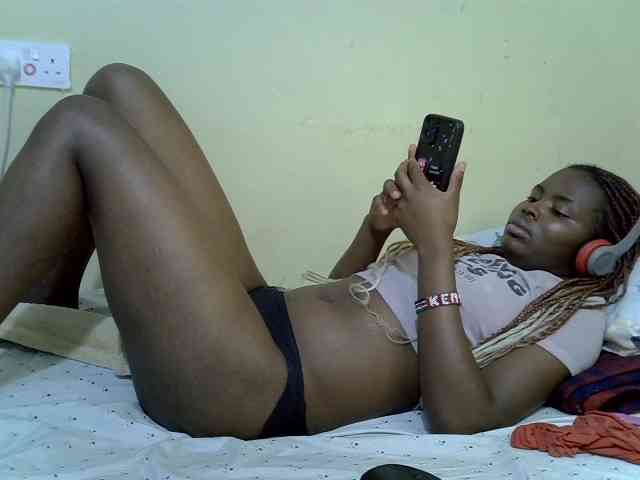 curvy-corazon webcam
