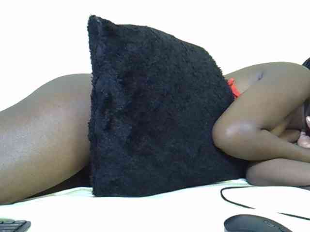curvy-corazon webcam