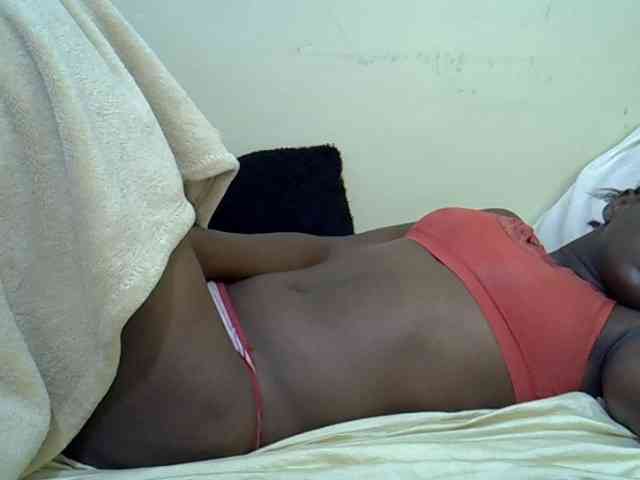 curvy-corazon webcam