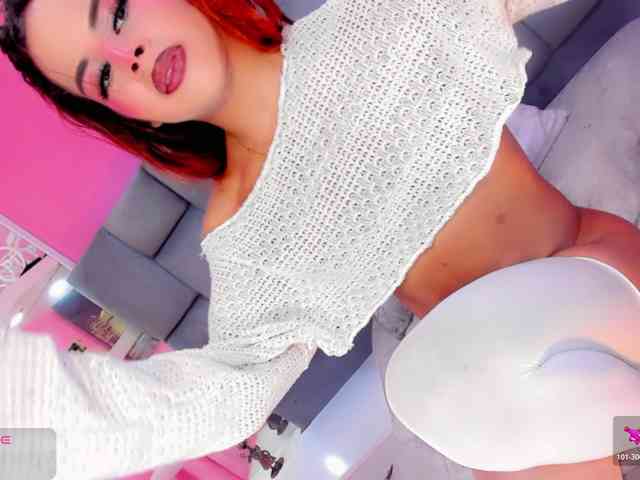 KlhoeGill Sex Cam Show