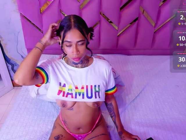 hollyvega