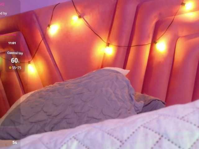 hollyvega's BongaCams show and profile