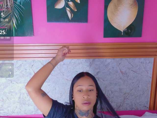 hollyvega