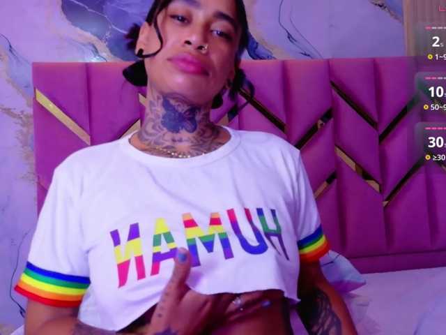 hollyvega