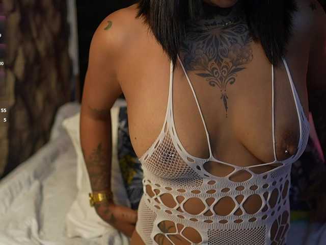 hollyvega live cam on BongaCams