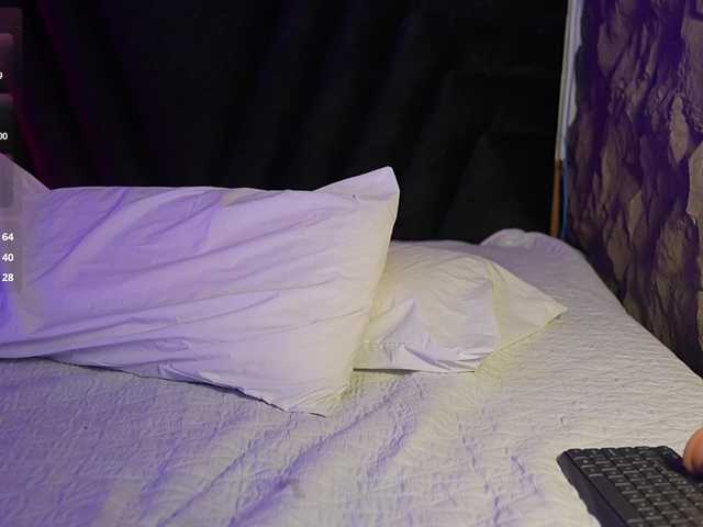 hollyvega live cam on BongaCams