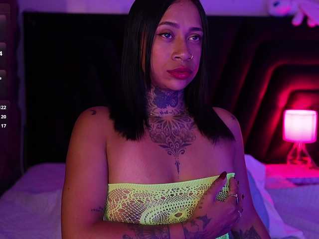 hollyvega
