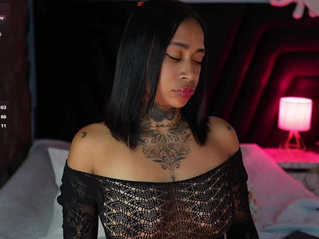 hollyvega