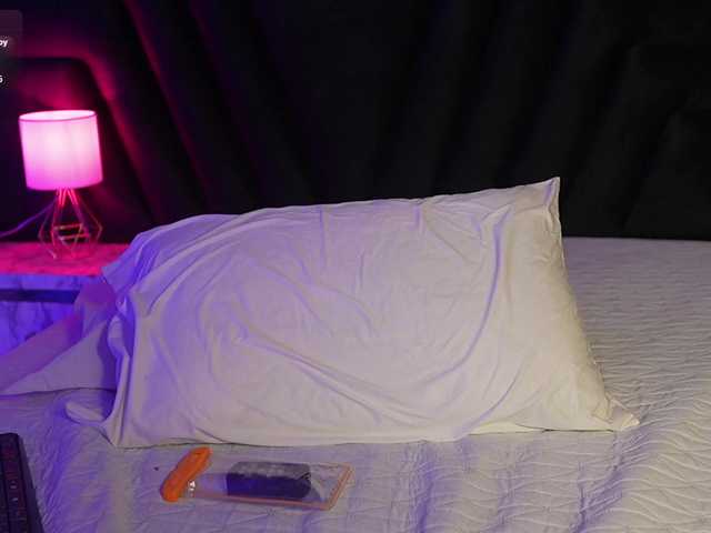 hollyvega live cam on BongaCams