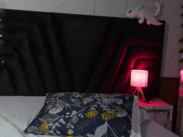 hollyvega live cam on BongaCams