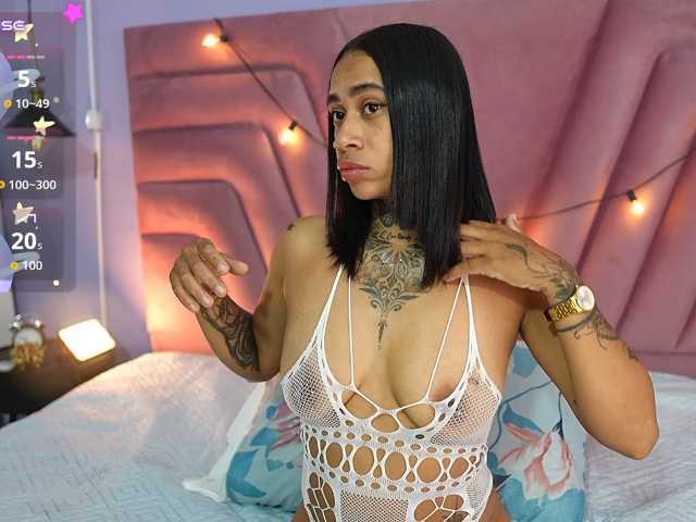 hollyvega