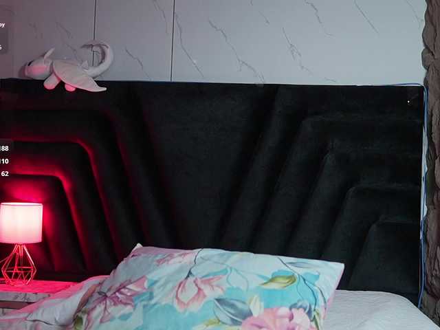 Hollyvega