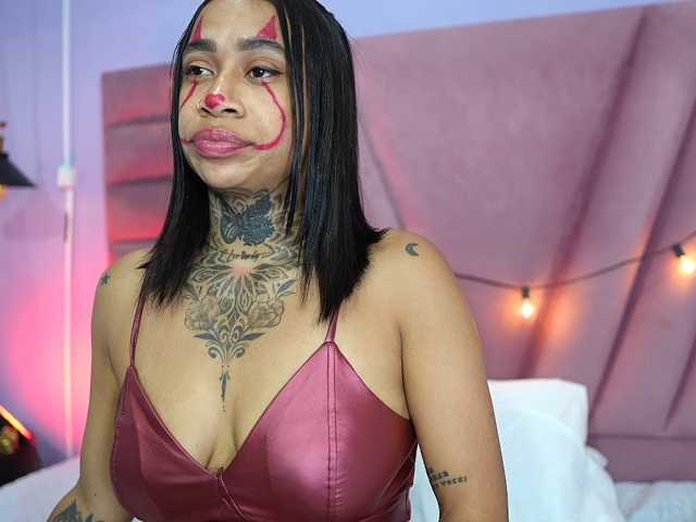 hollyvega