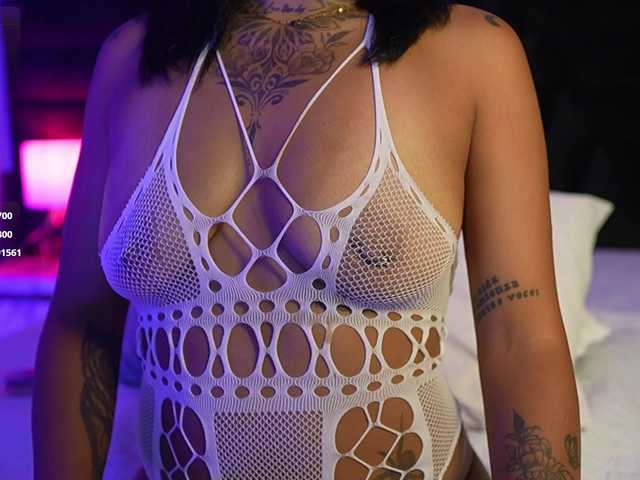 hollyvega