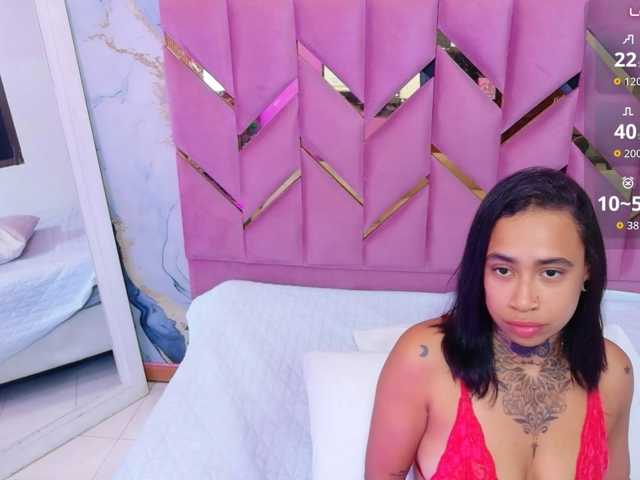hollyvega