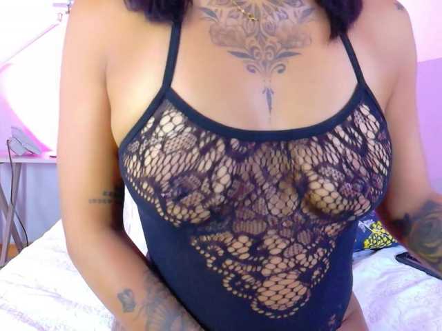 hollyvega
