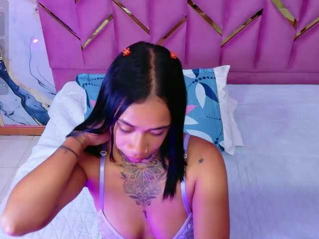 hollyvega