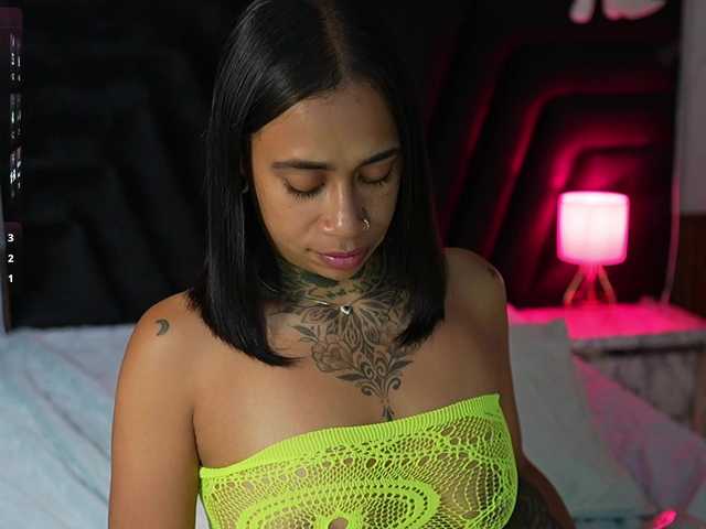 hollyvega